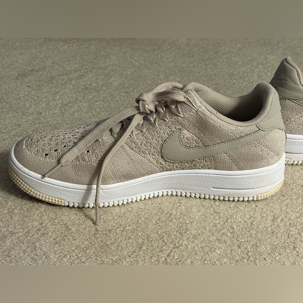 Nike Air Force 1 Flyknit Men’s Size 9.5 excellent condition! - Picture 5 of 10